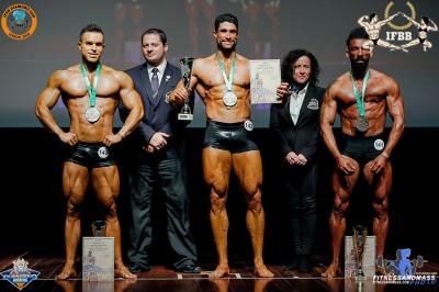 Men's Classic Physique 