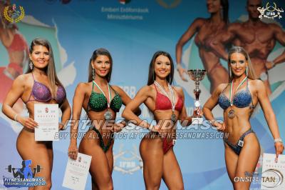 Junior Women's Bikini Fitness 21-23 yrs over 163 cm