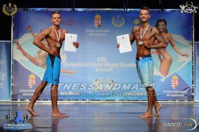 Men's Physique Qualification category